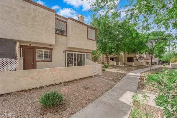 Las Vegas, NV 89119,5029 Spencer ST #D