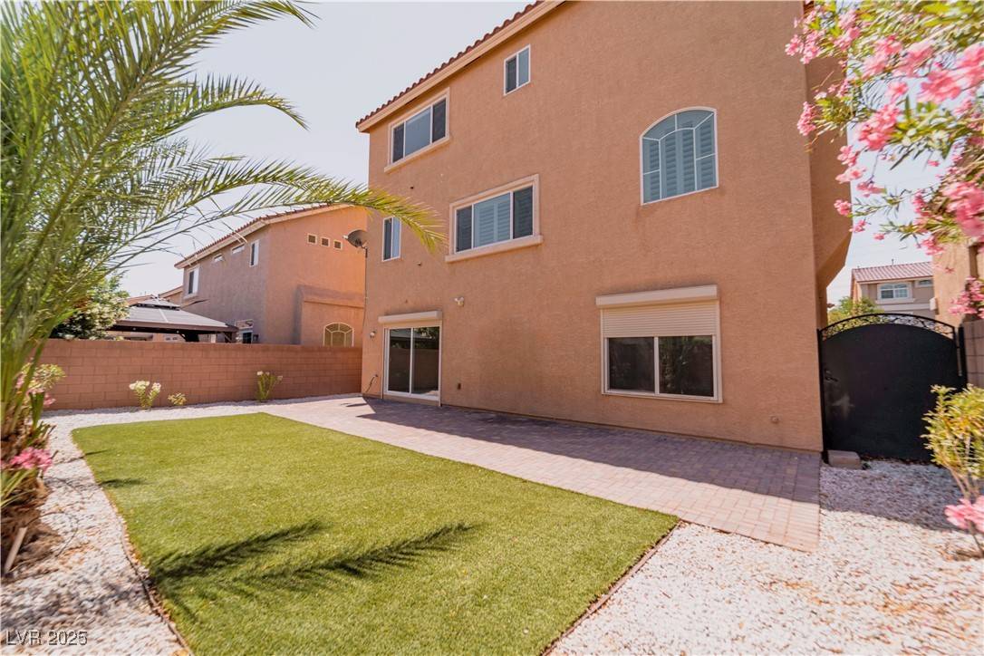 Las Vegas, NV 89141,9728 Panther Hollow ST