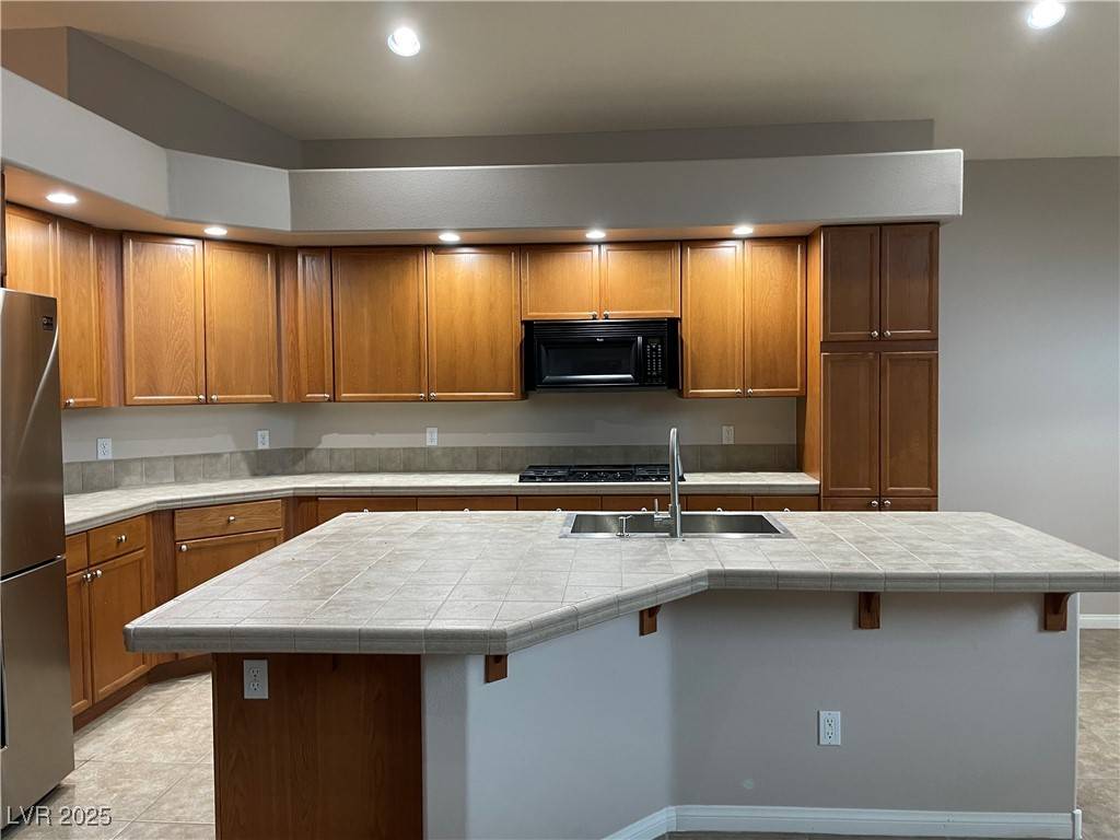 North Las Vegas, NV 89084,4121 Erinbird AVE