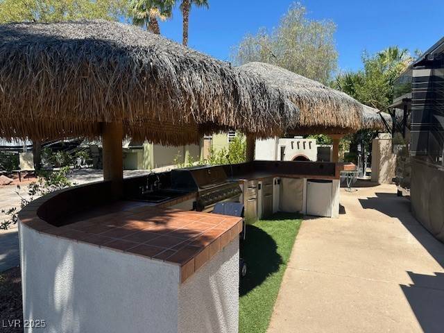 Las Vegas, NV 89139,8175 Arville ST #52