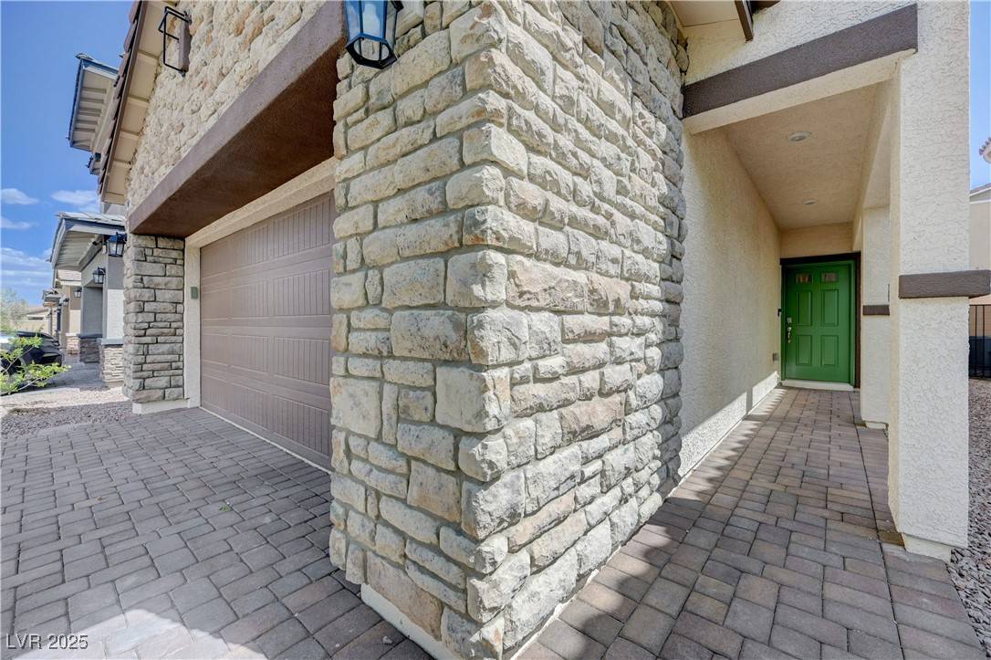 Henderson, NV 89011,387 Larksong AVE