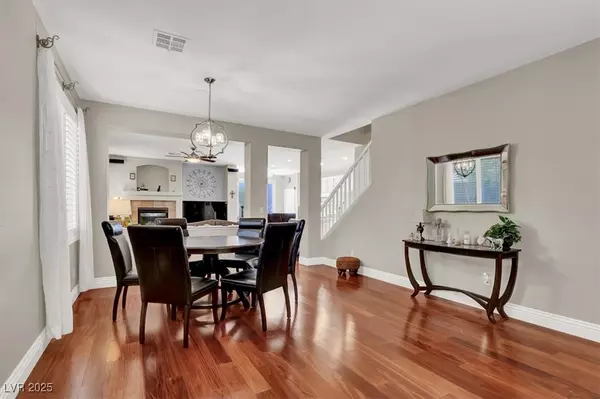 Las Vegas, NV 89147,10046 Floragold CT