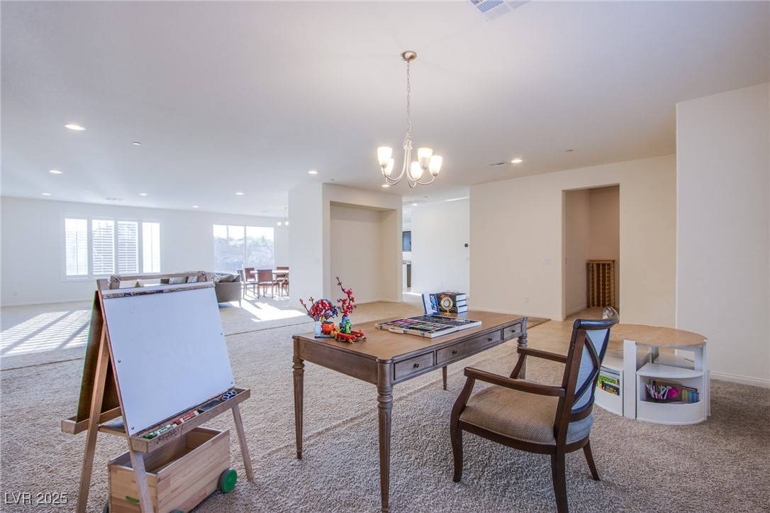 Las Vegas, NV 89113,8665 Jerlyn ST