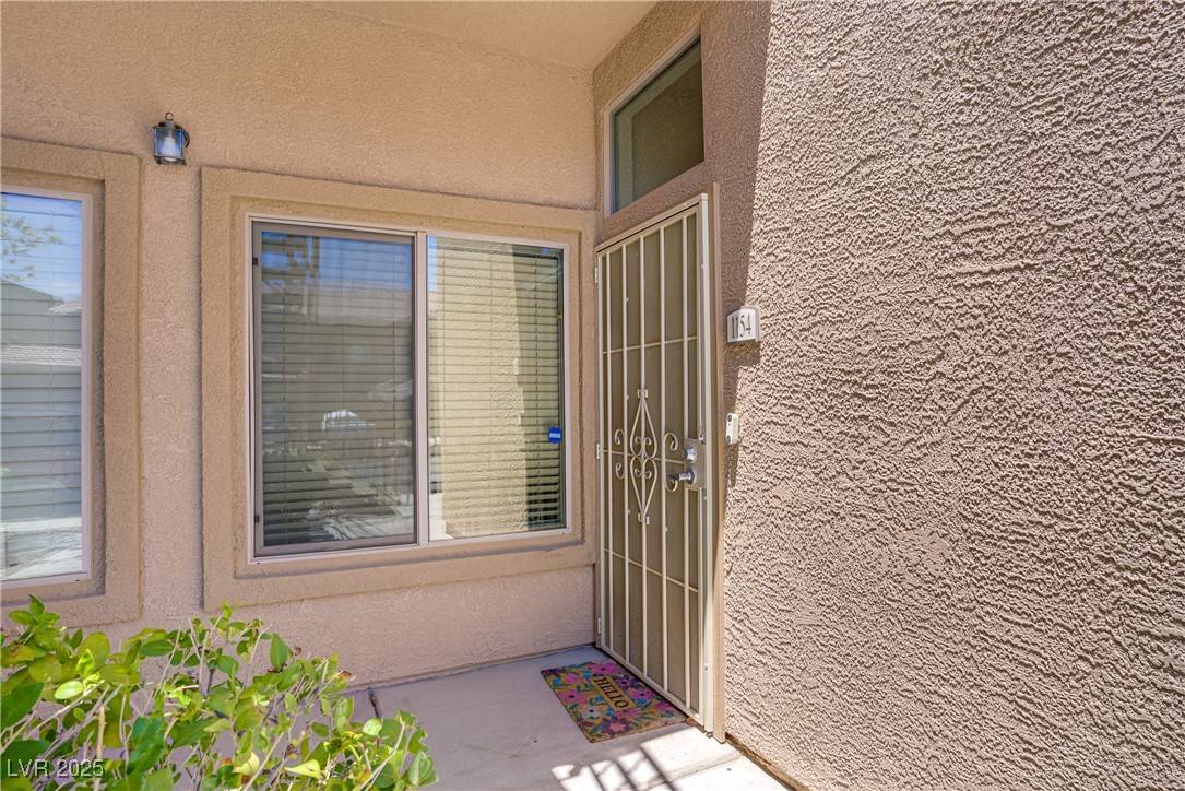 Las Vegas, NV 89113,8985 S Durango DR #1154