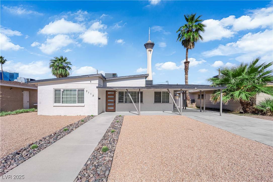 2112 Santa Ynez DR, Las Vegas, NV 89104
