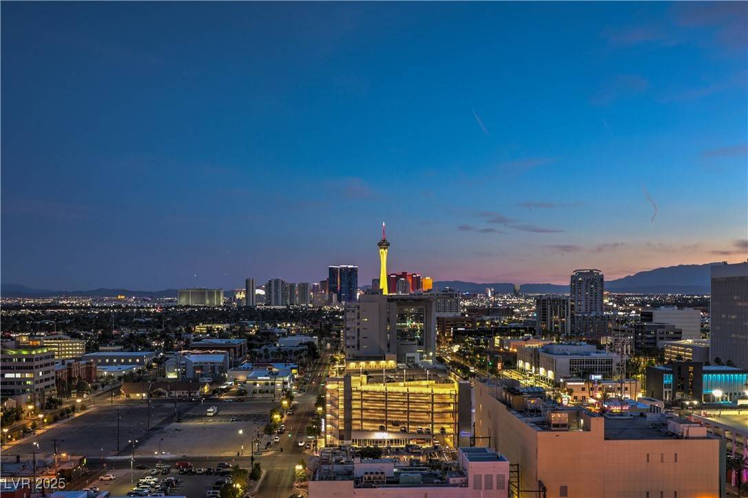 Las Vegas, NV 89101,150 Las Vegas BLVD #1912