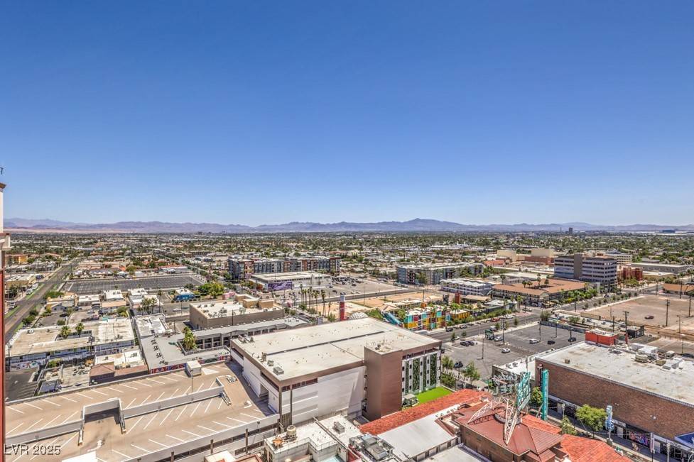 Las Vegas, NV 89101,150 Las Vegas BLVD #1912