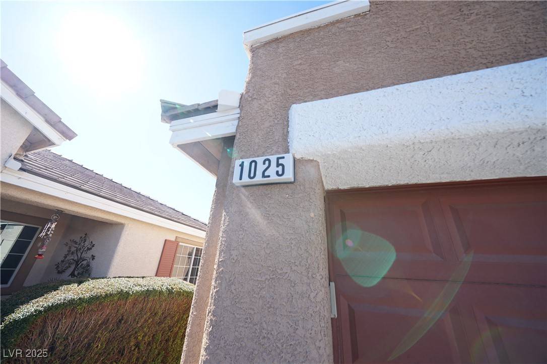 North Las Vegas, NV 89031,1025 Chestnut Bay AVE