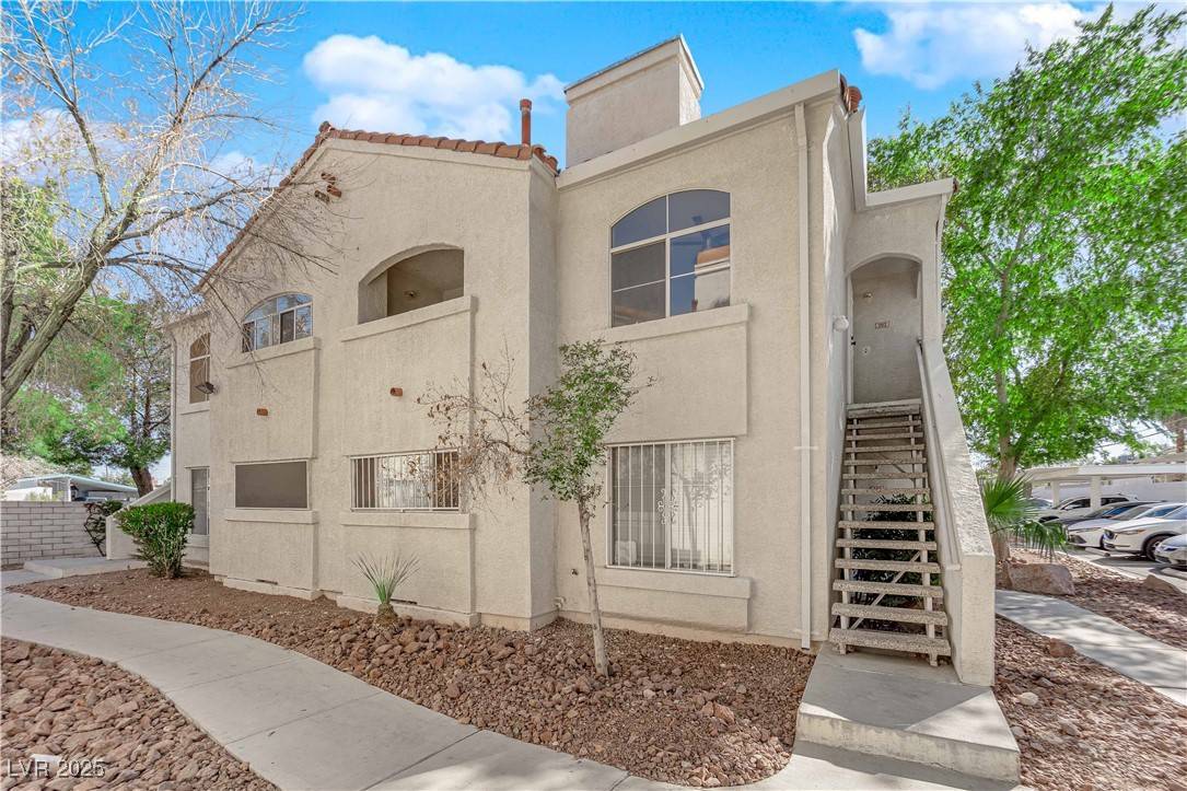 Las Vegas, NV 89108,4324 W Lake Mead BLVD #202