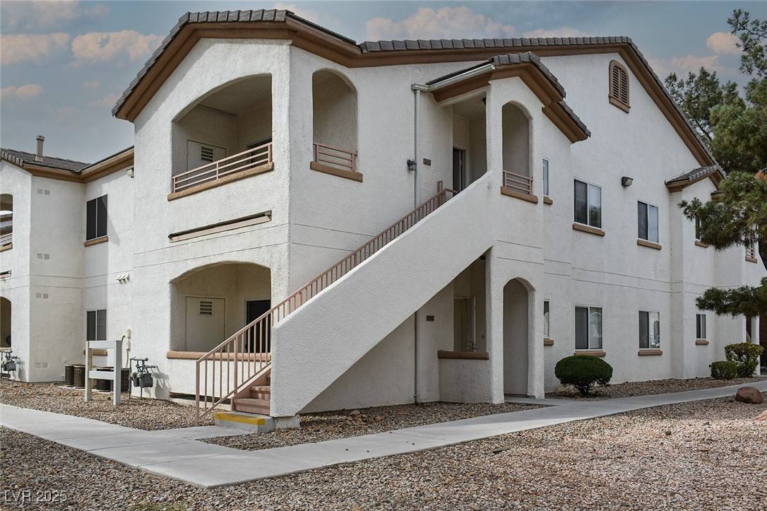 Las Vegas, NV 89142,5650 E Sahara AVE #2062