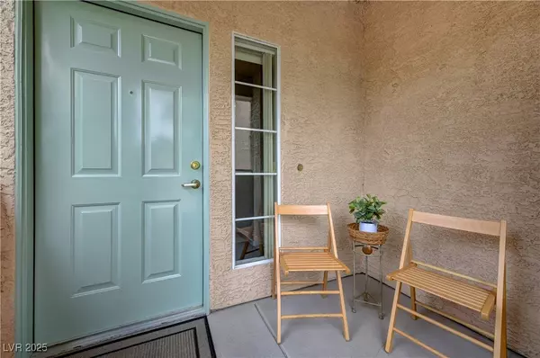 Las Vegas, NV 89144,10525 Pine Glen AVE #206