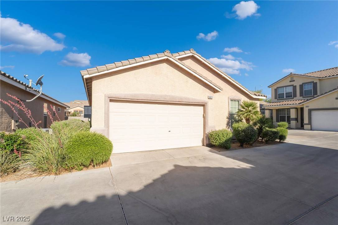 Las Vegas, NV 89122,6622 Black Oil DR