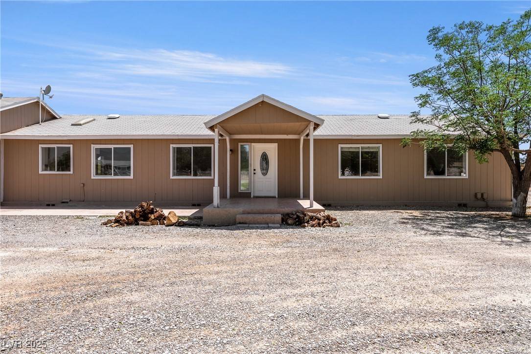 Pahrump, NV 89060,581 W Betty AVE
