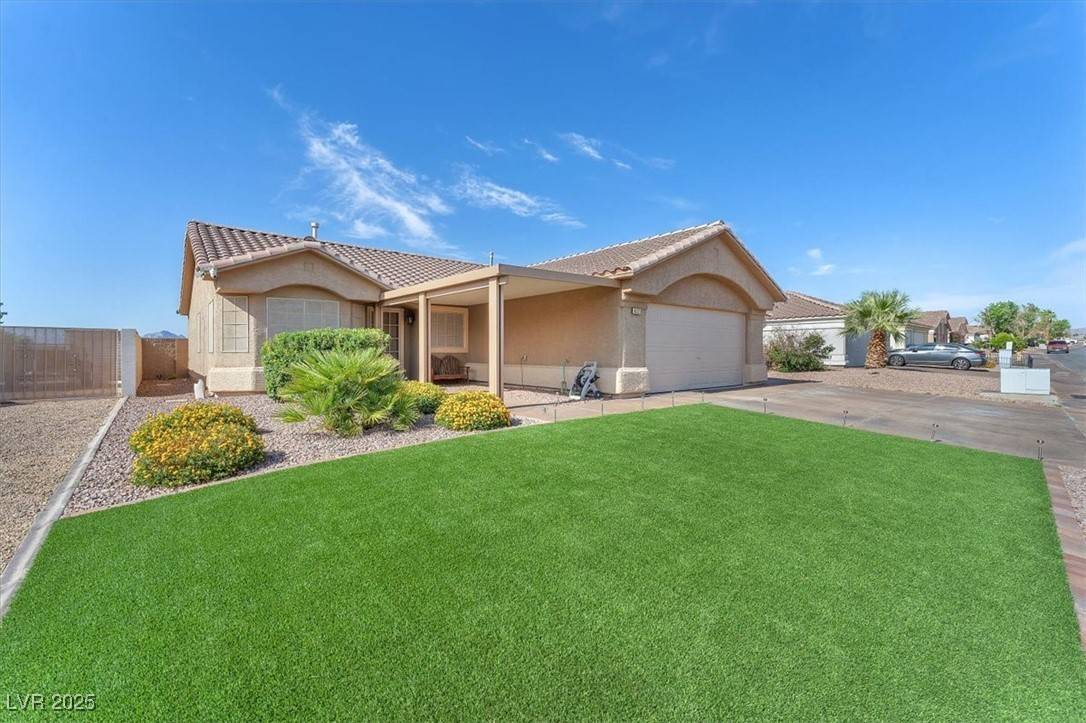 Henderson, NV 89015,452 Waterwheel Falls DR