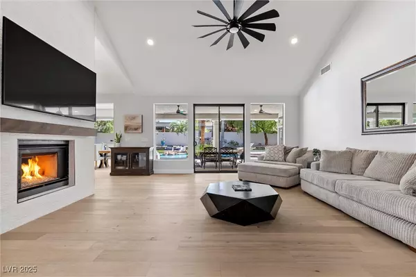 Henderson, NV 89074,2268 Buckingham CT