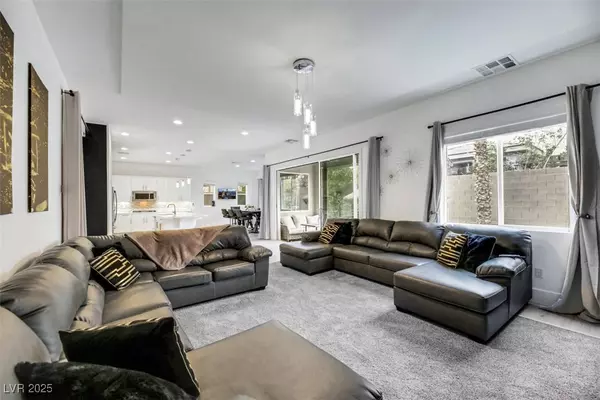 Las Vegas, NV 89113,8117 Aster Meadow WAY