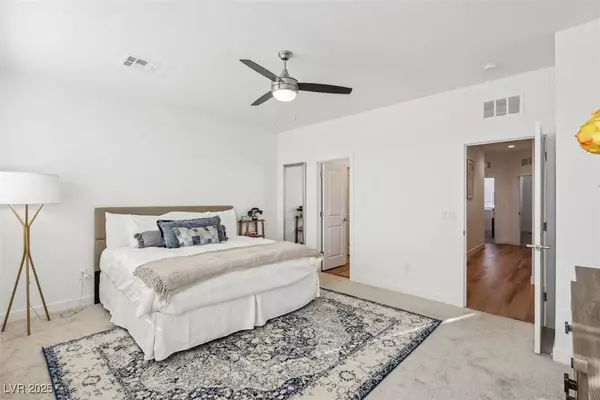 Las Vegas, NV 89166,10520 Prospering Valley WAY