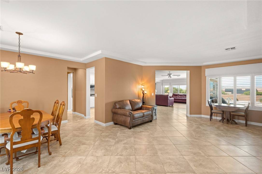 Henderson, NV 89052,2069 Colvin Run DR