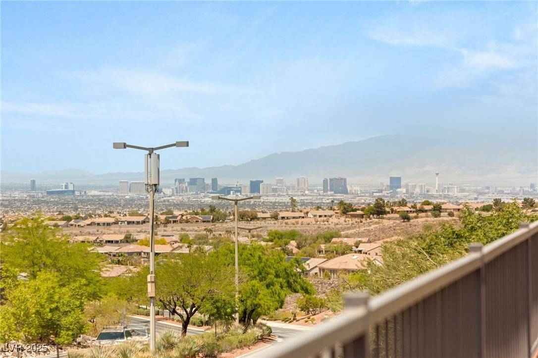 Henderson, NV 89052,2069 Colvin Run DR
