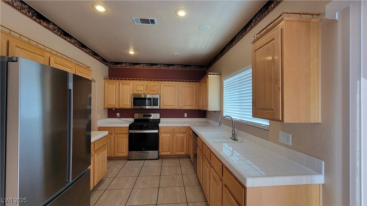 Las Vegas, NV 89123,1211 SILVER KNOLL AVE