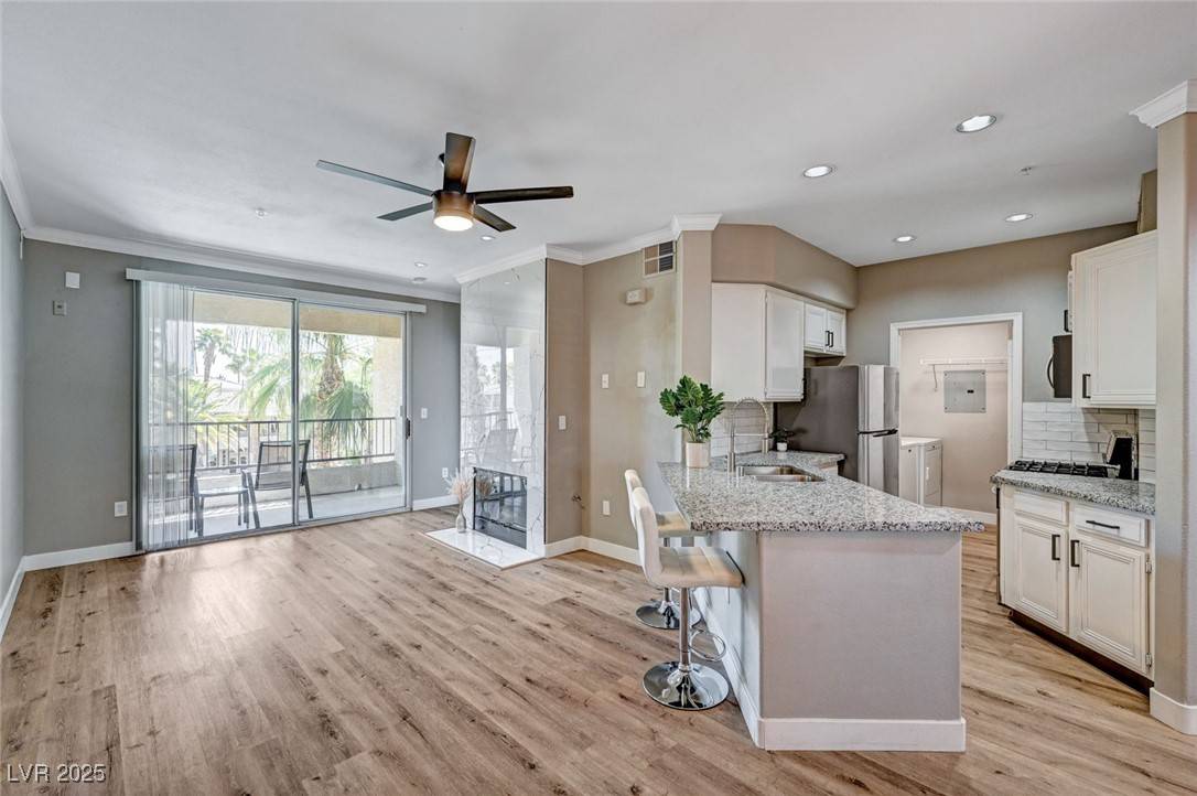 7173 S Durango DR #307, Las Vegas, NV 89113