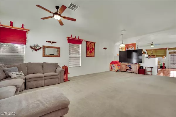 Las Vegas, NV 89147,9142 Royal Monarch CT