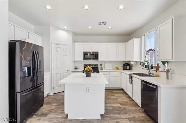 Pahrump, NV 89060,564 Lampshire LN