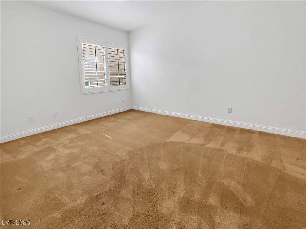 Las Vegas, NV 89148,10056 Cranbrook Falls CT