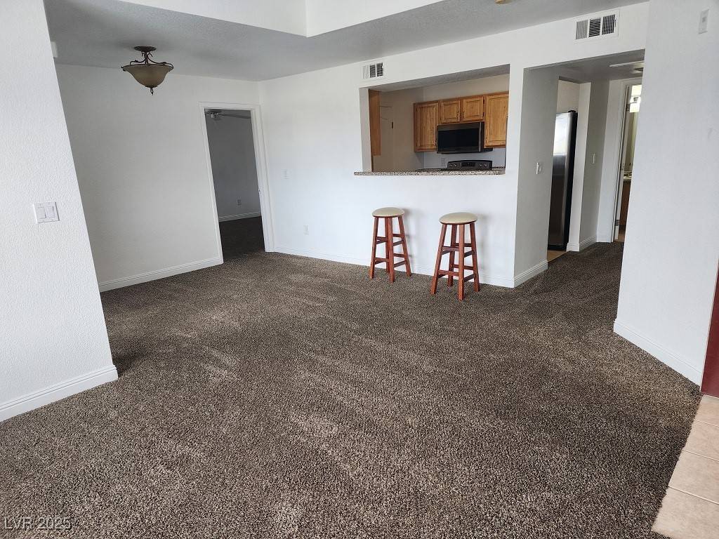 Las Vegas, NV 89118,5055 W Hacienda AVE #2127