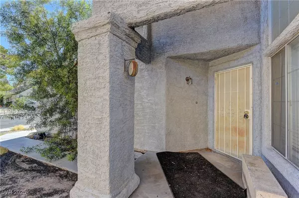 Las Vegas, NV 89108,6568 Lemitar DR