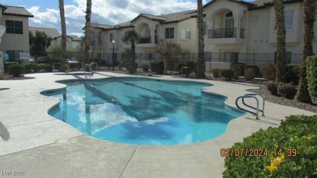 4821 Black Bear RD #104, Las Vegas, NV 89149