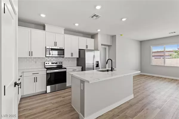 North Las Vegas, NV 89032,4417 Pioche AVE