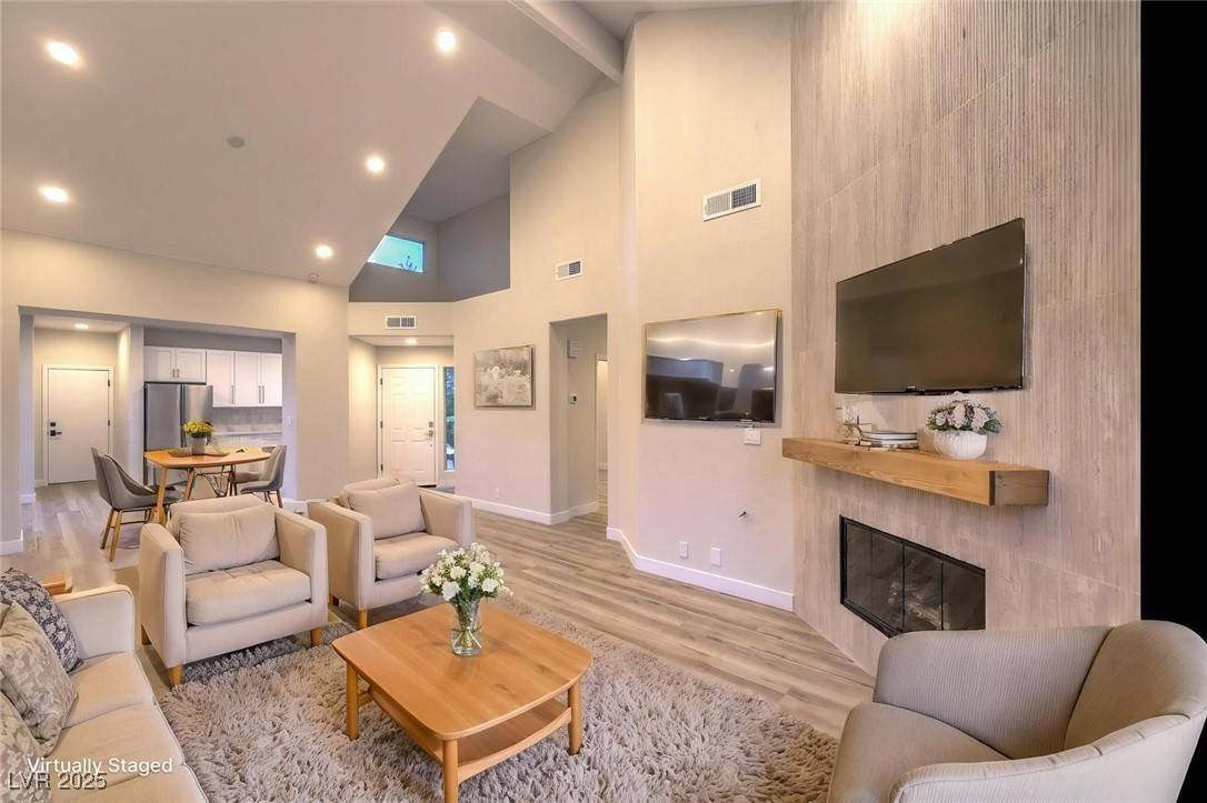 5010 Crooked Stick WAY, Las Vegas, NV 89113