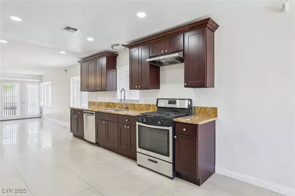 Las Vegas, NV 89147,7139 Mountain Moss DR