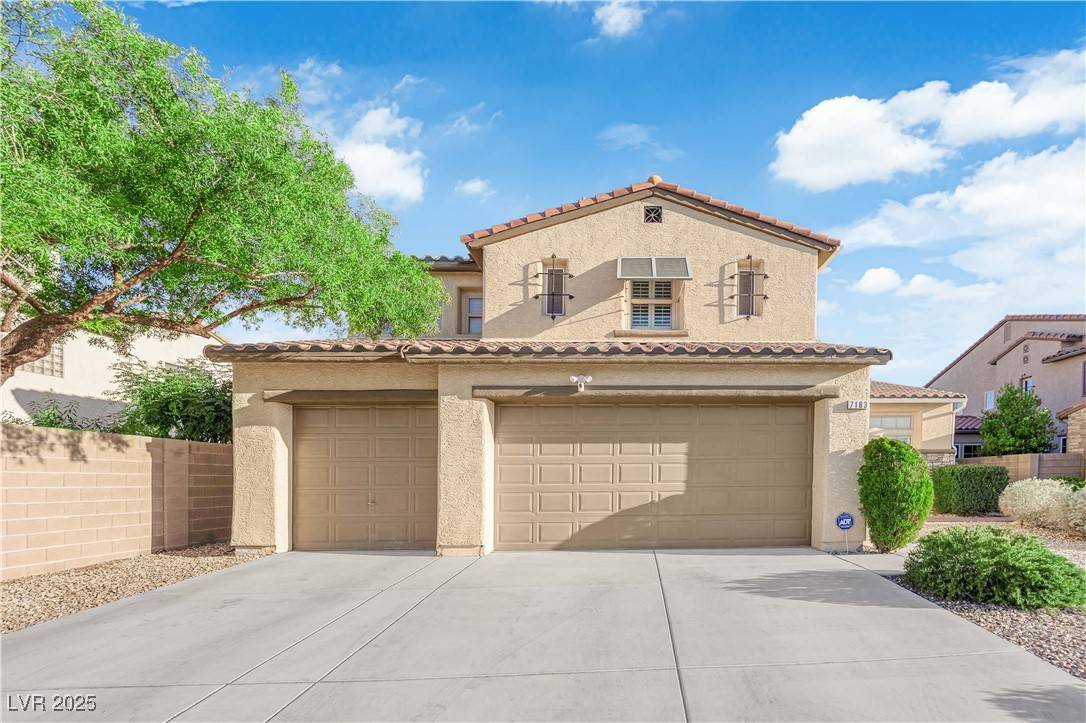 Las Vegas, NV 89113,7183 Majestic Bluff PL