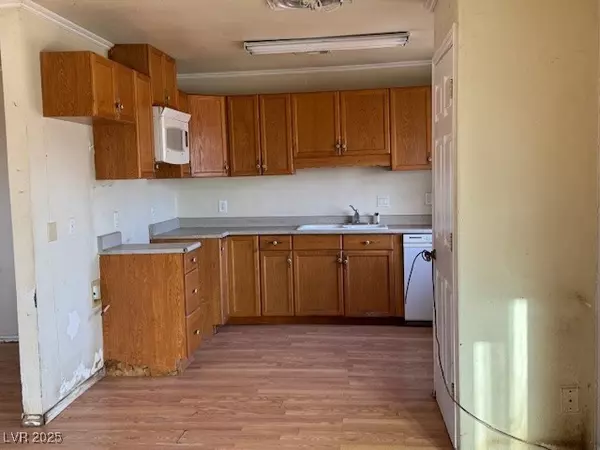 Pahrump, NV 89048,2700 W Prospector LN