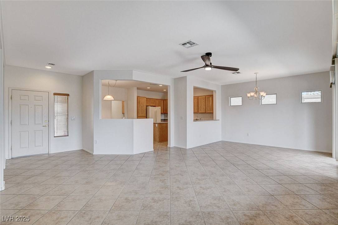 Henderson, NV 89052,2804 Sapphire Desert DR