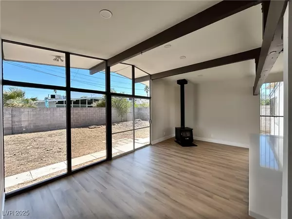Las Vegas, NV 89107,6261 Rassler AVE