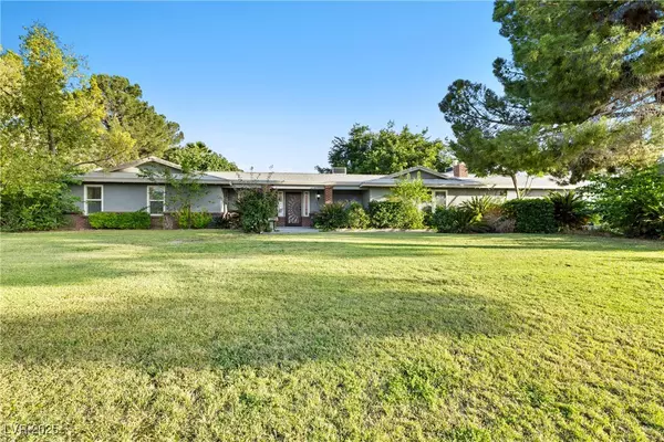 7545 Constantinople AVE, Las Vegas, NV 89129
