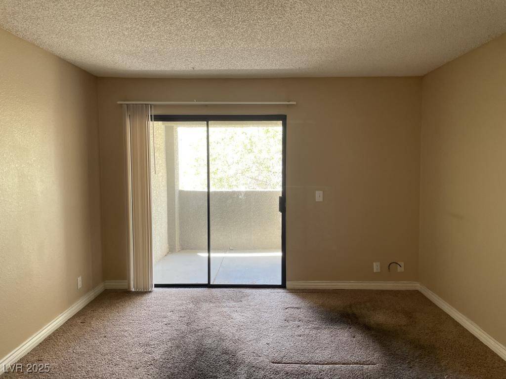 Las Vegas, NV 89128,3151 Soaring Gulls DR #2147