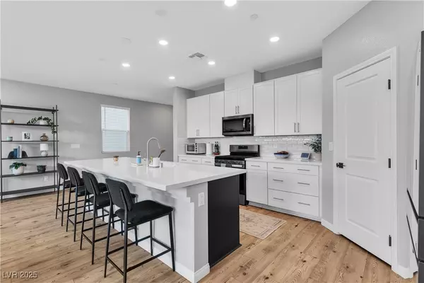 Las Vegas, NV 89166,10836 Montana Blanca AVE