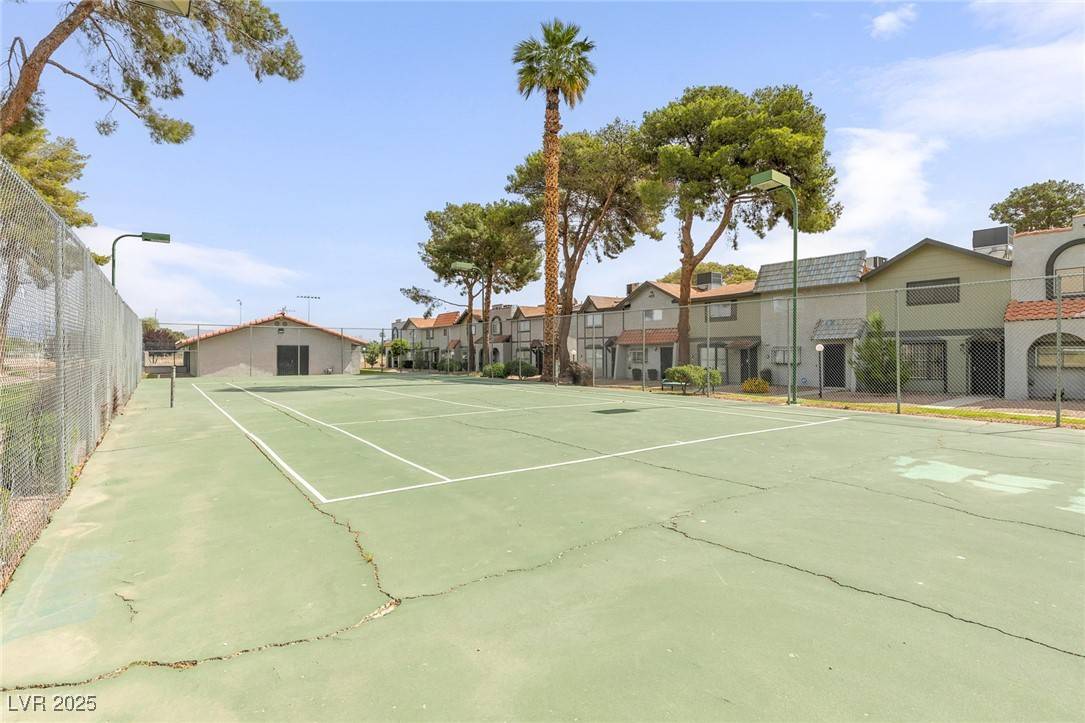 Las Vegas, NV 89110,875 Rhinegold WAY