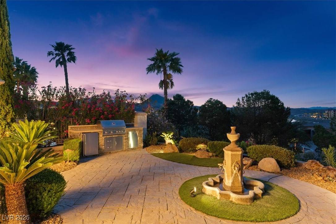 Henderson, NV 89011,20 Via Paradiso ST
