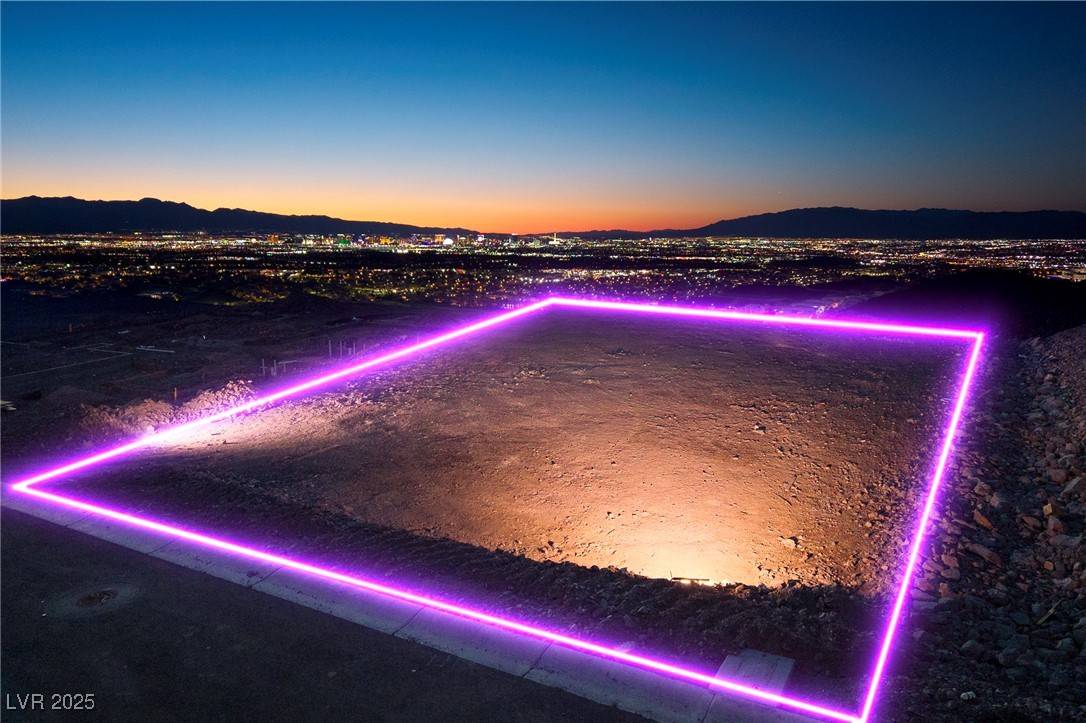 Henderson, NV 89012,567 Rock Peak DR