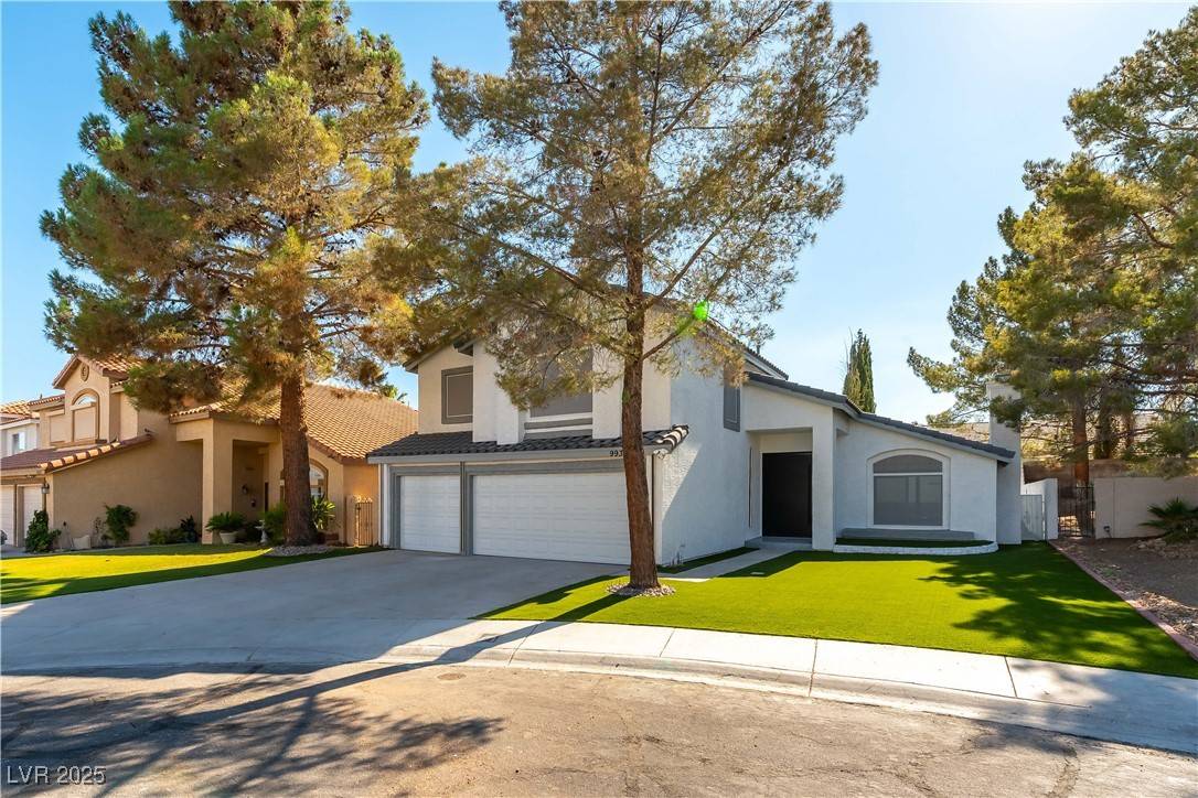 Las Vegas, NV 89117,9937 Whalers Landing CT