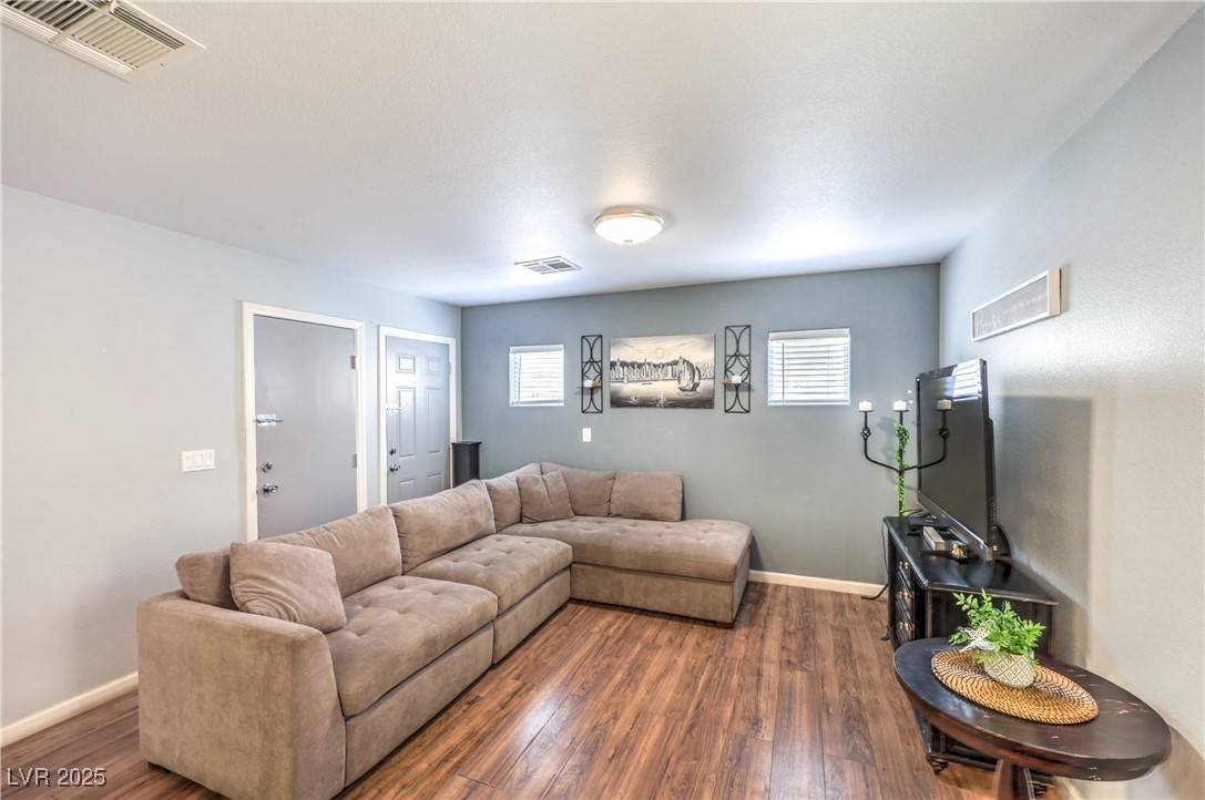 Las Vegas, NV 89115,4037 Asante Cove ST