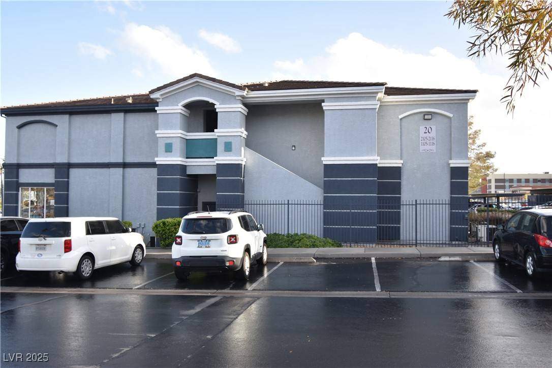 Las Vegas, NV 89149,6955 N Durango DR #2107