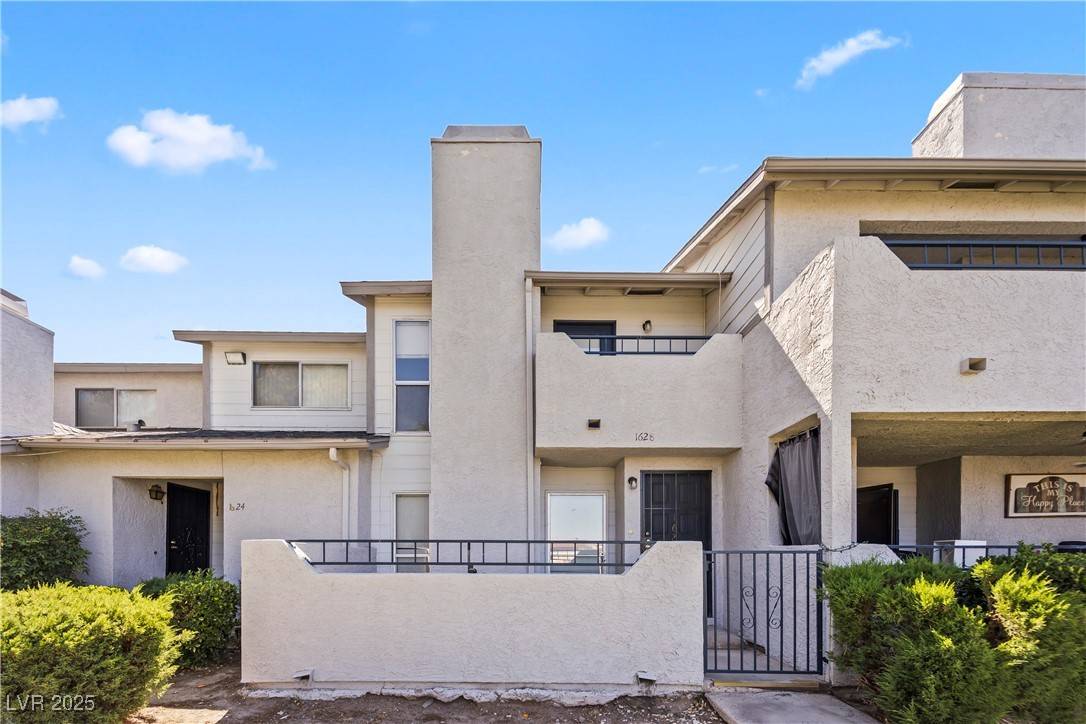 1628 Justin CT #18, Henderson, NV 89011