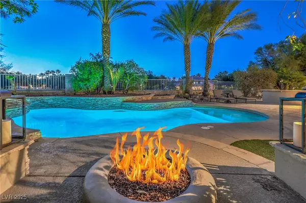 Henderson, NV 89074,2086 Troon DR