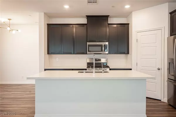 Henderson, NV 89011,871 Aurelie Ridge ST